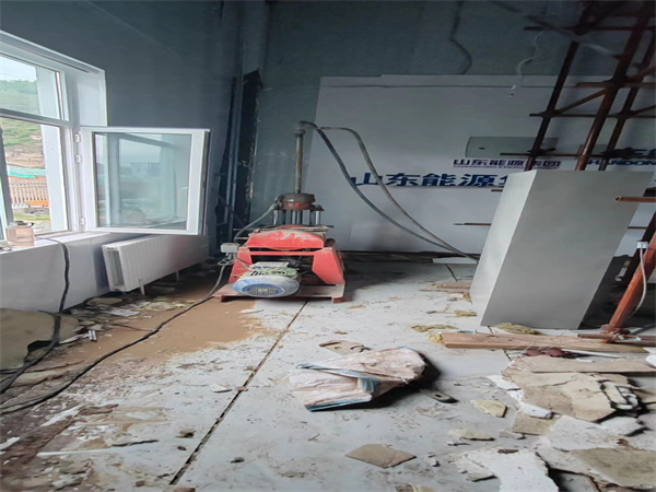 彬县地基基础下沉墙体裂缝加固注浆顶升施工